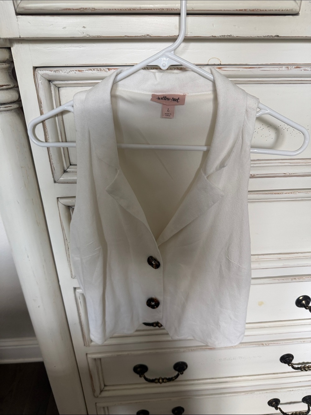 Sleeveless Button-Front Crop Top in Ivory by Willow & Root